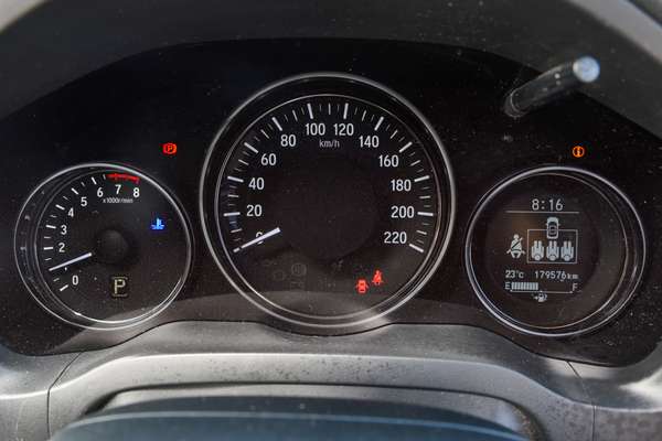 2016 Honda HR-V VTi thumb-10