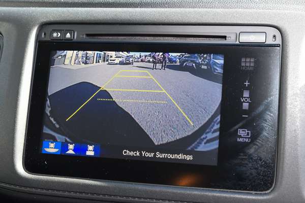 2016 Honda HR-V VTi thumb-11