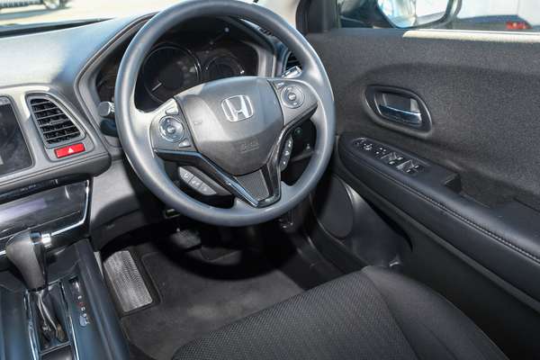 2016 Honda HR-V VTi thumb-17