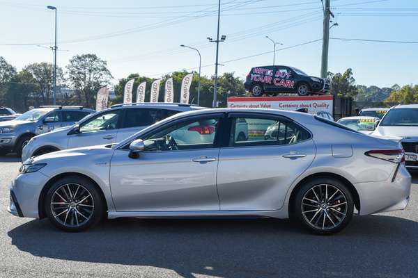 2022 Toyota Camry SL AXVH70R thumb-4