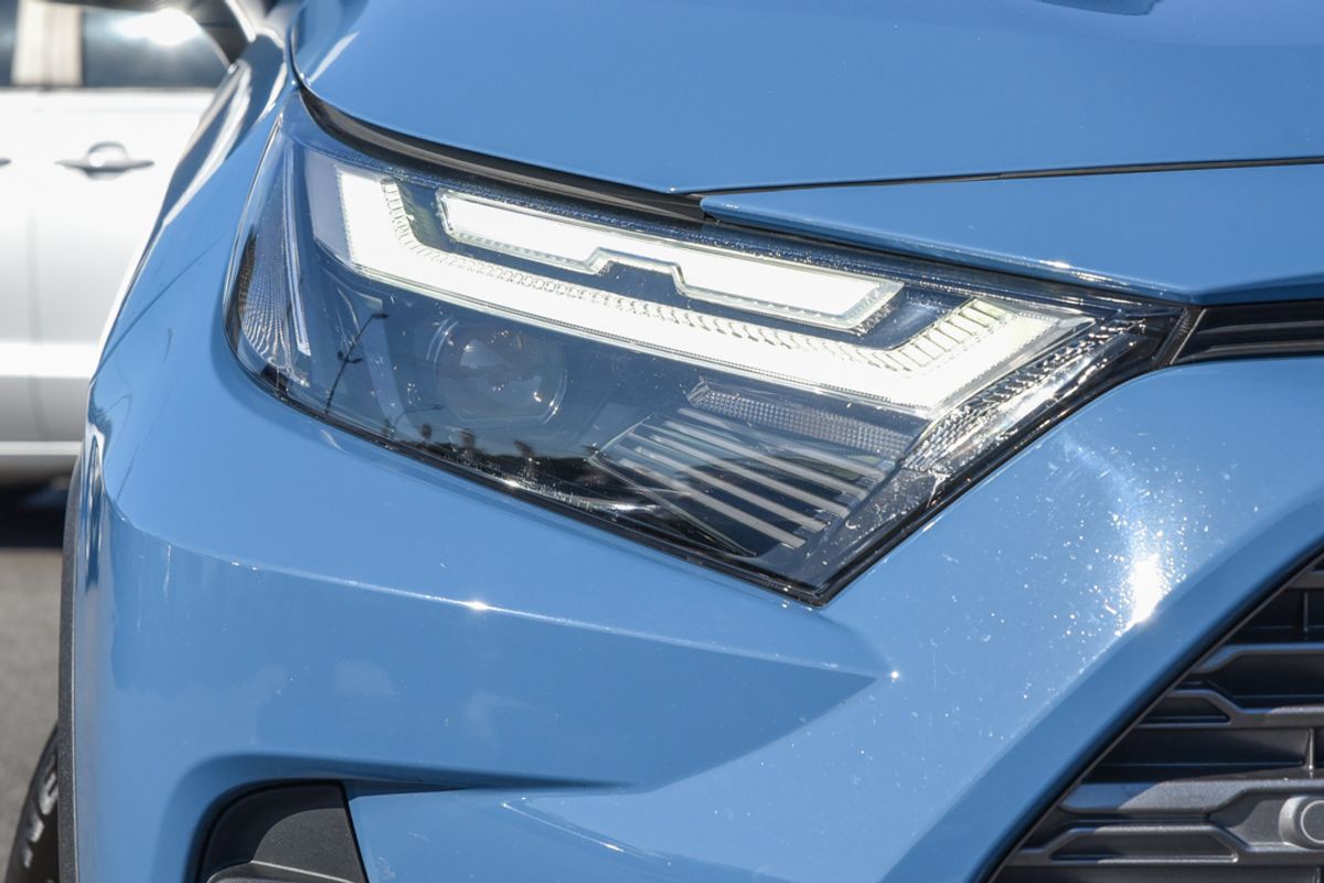 2022 Toyota RAV4 Cruiser AXAH52R