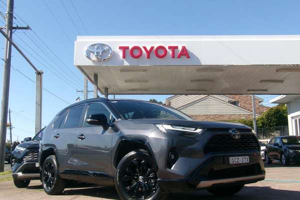 2024 Toyota RAV4 XSE AXAH54R