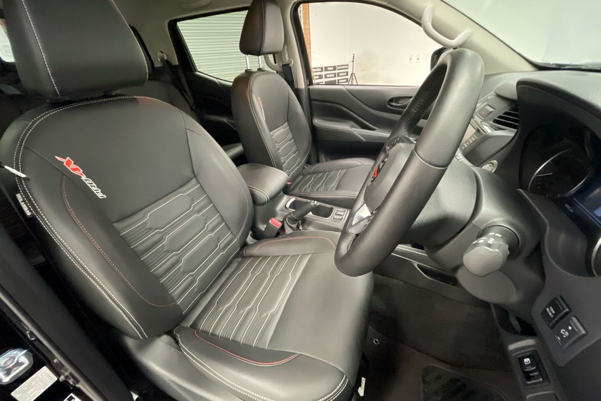 2024 Nissan Navara PRO-4X D23 4X4