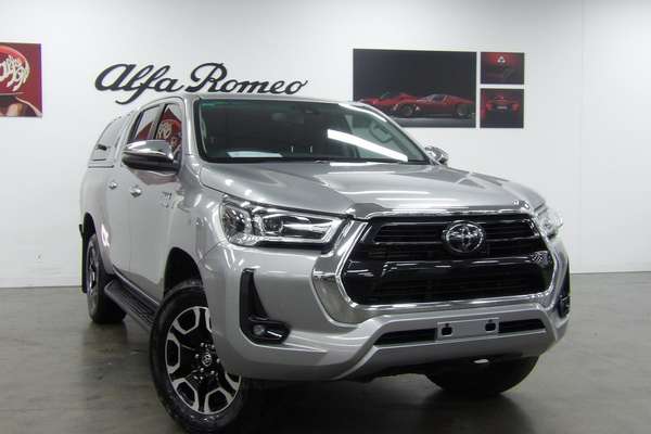 2022 Toyota Hilux SR5 GUN126R 4X4