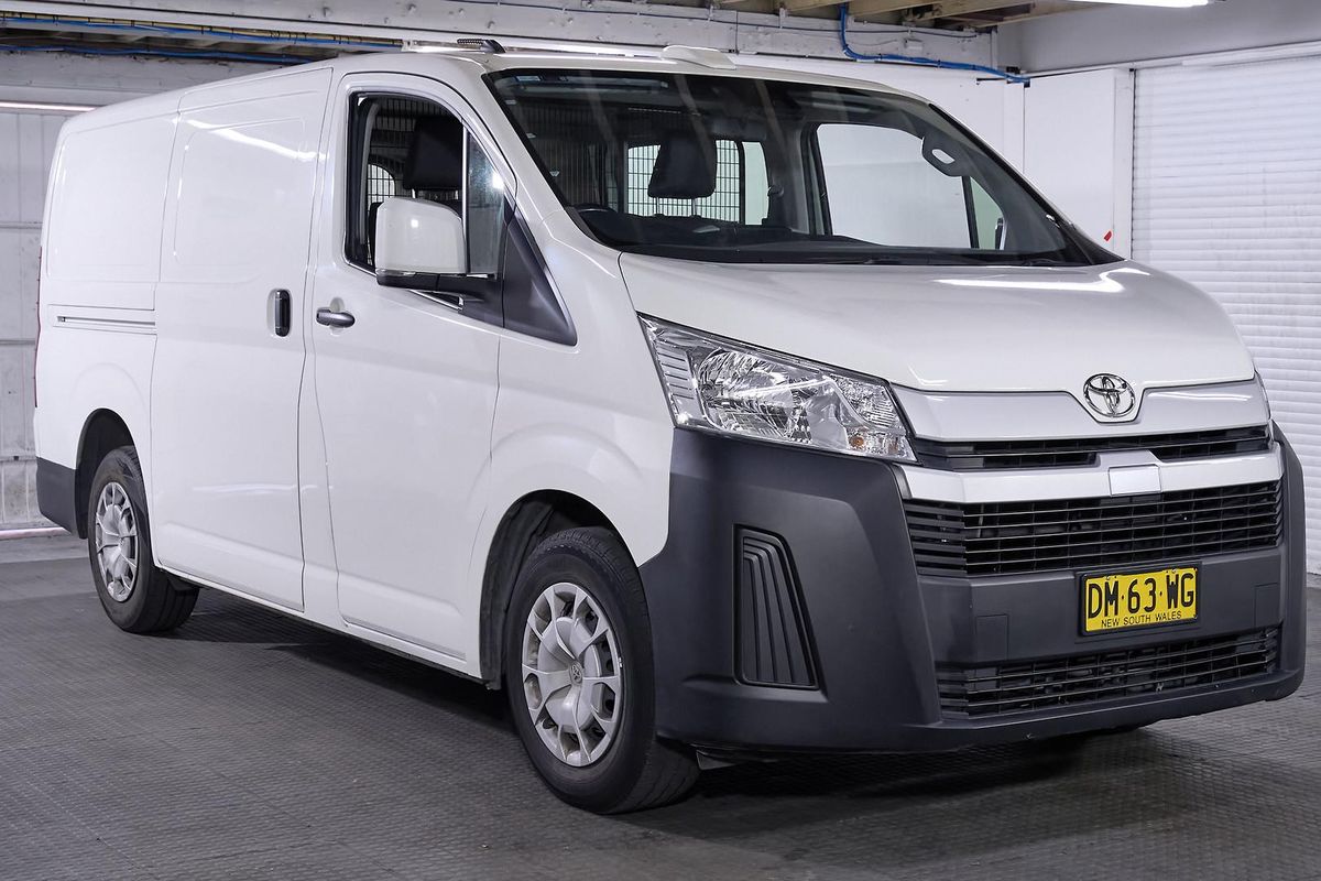 2024 Toyota Hiace GDH300R LWB
