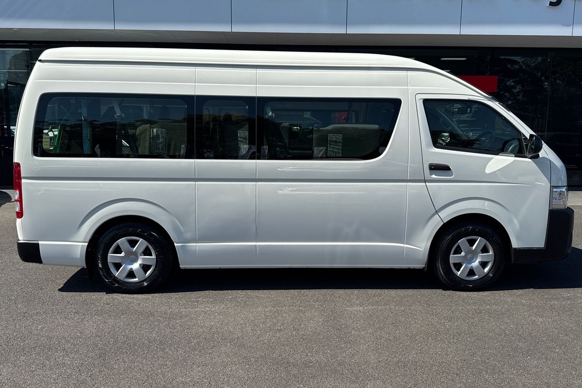2017 Toyota Hiace Commuter KDH223R ELWB High Roof