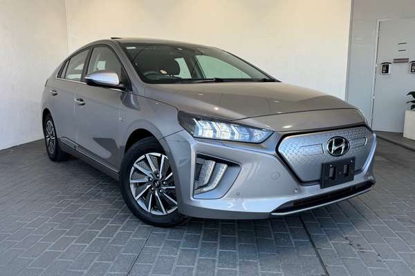 2020 Hyundai IONIQ Electric Premium AE.3