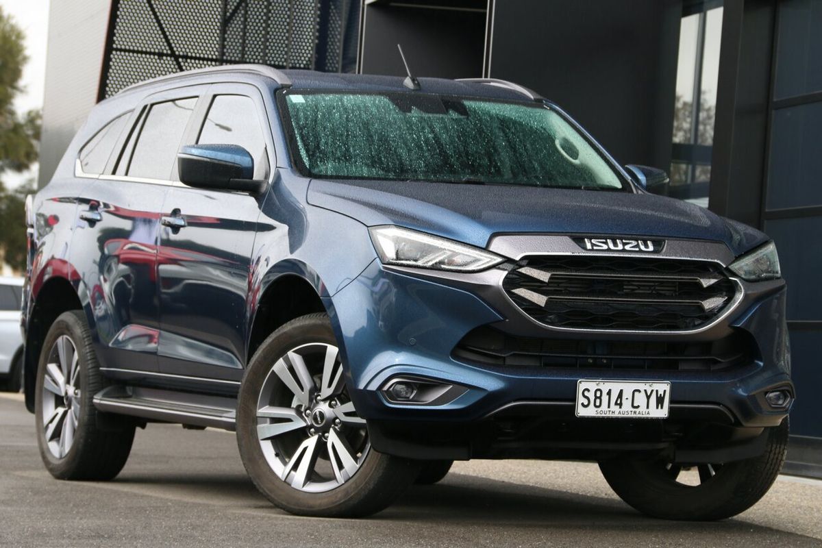 2023 Isuzu MU-X LS-T