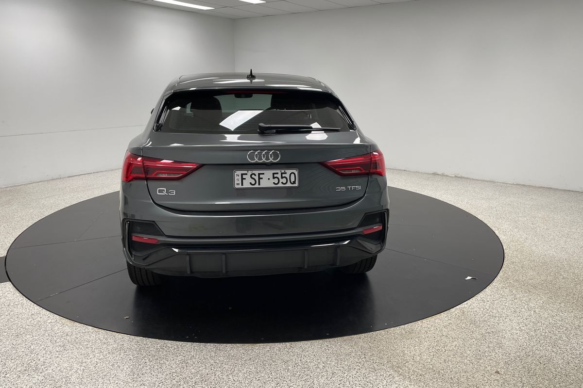 2022 Audi Q3 35 TFSI F3