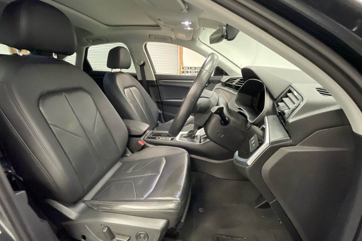 2022 Audi Q3 35 TFSI F3