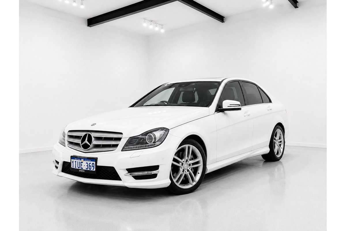 2012 Mercedes-Benz C-Class C200 BlueEFFICIENCY Elegance W204