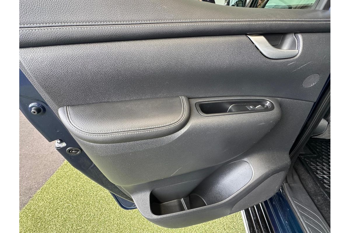 2018 Mercedes-Benz X-Class X350d Power 470 4X4 image 19