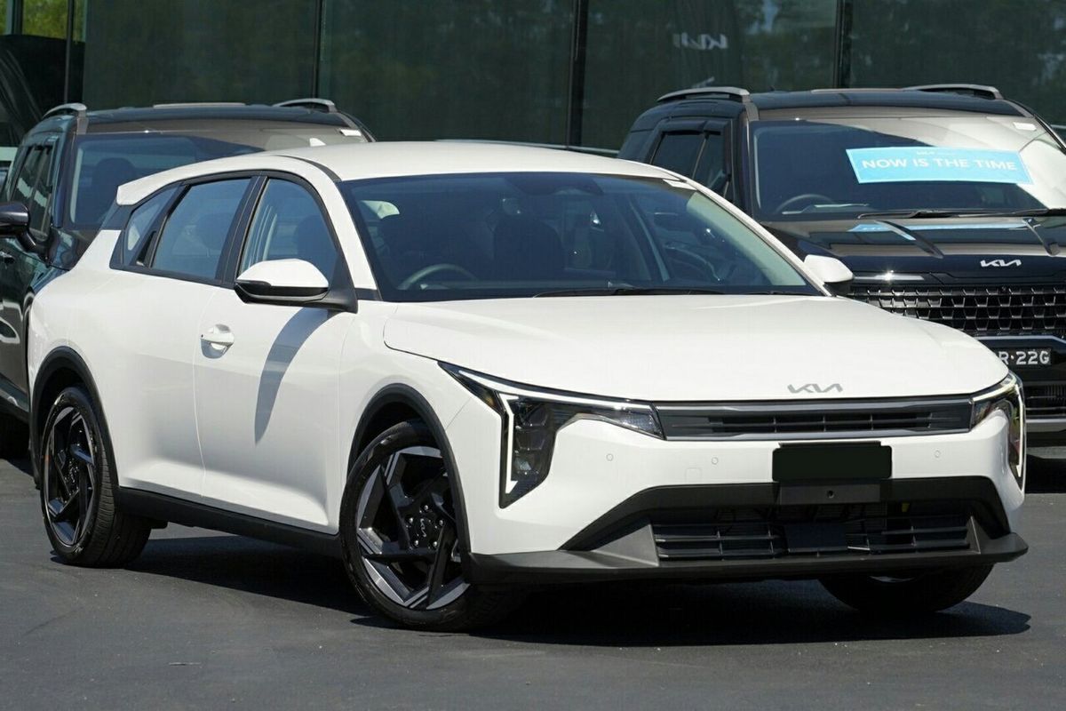2026 Kia K4 Sport+ CL4m