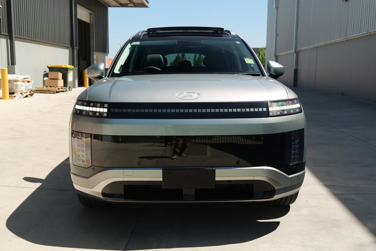 2026 Hyundai IONIQ 9 Calligraphy ME.V1