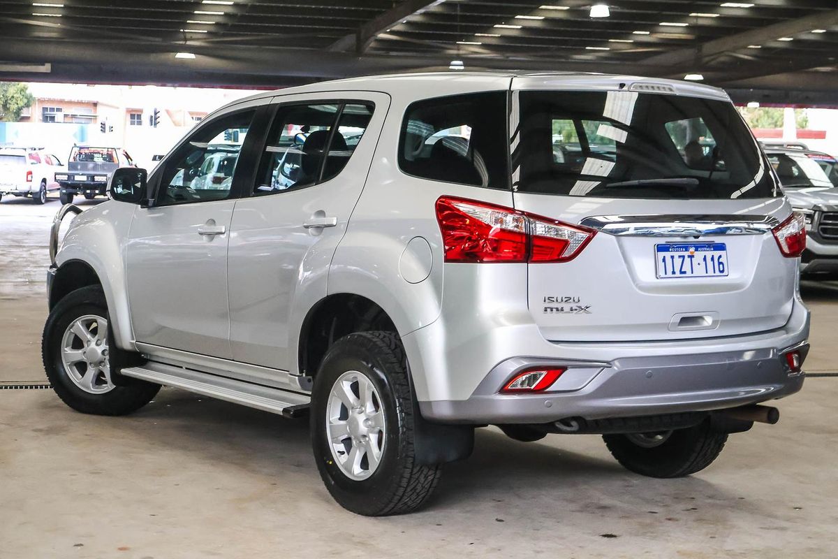 2020 Isuzu MU-X LS-M
