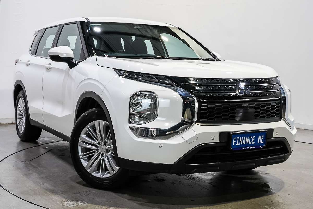 2024 Mitsubishi Outlander ES ZM