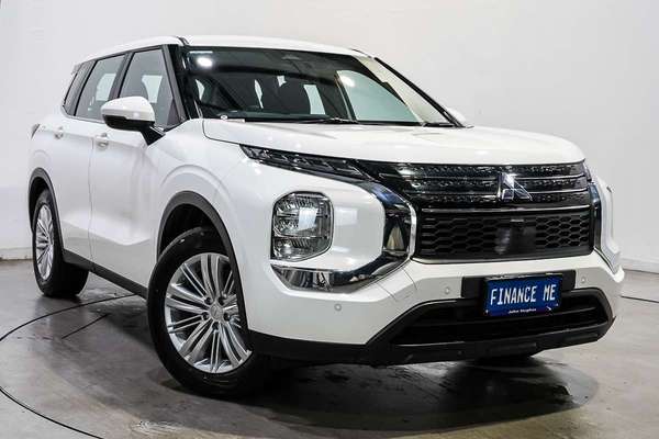 2024 Mitsubishi Outlander ES ZM