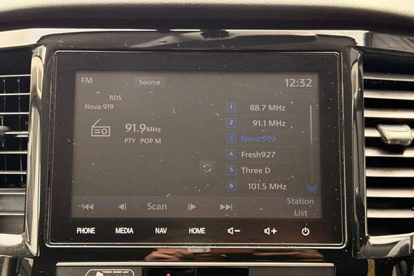 2021 Mitsubishi Pajero Sport GLS QF thumb-13
