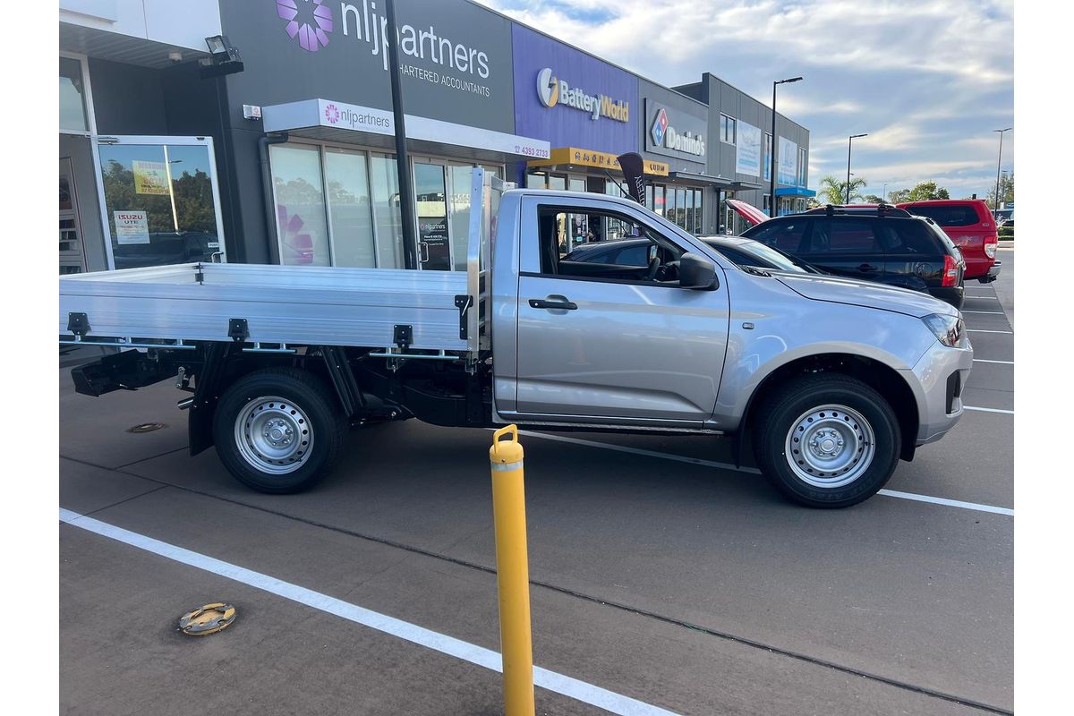 2026 Isuzu D-MAX SX High Ride Rear Wheel Drive