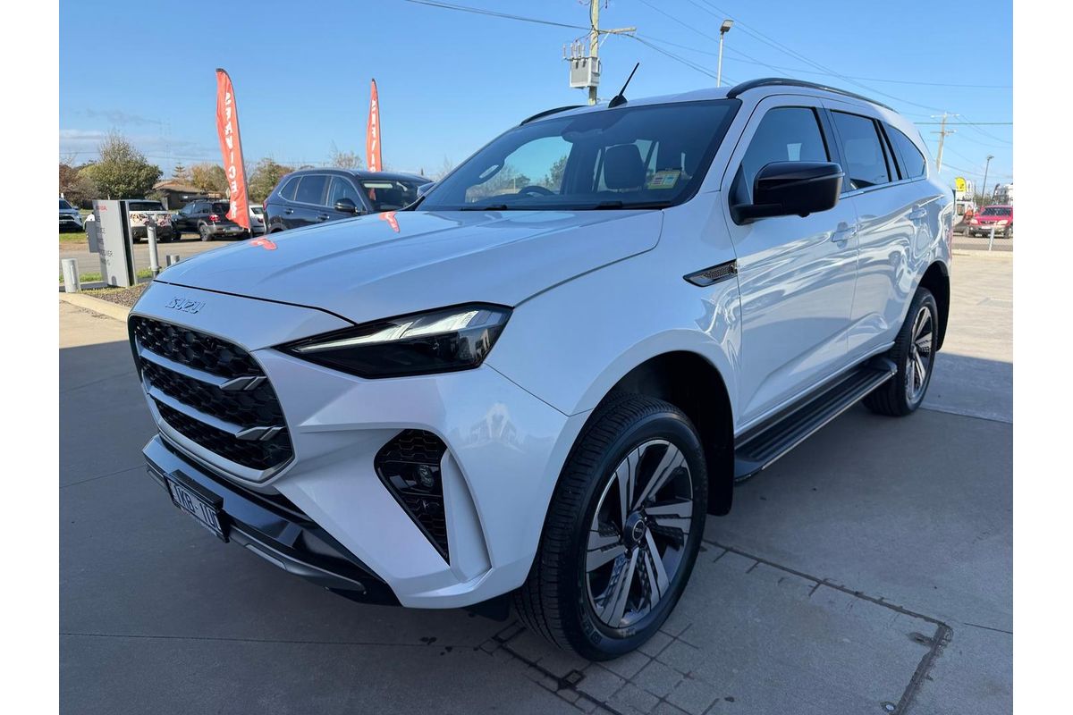 2026 Isuzu MU-X LS-T