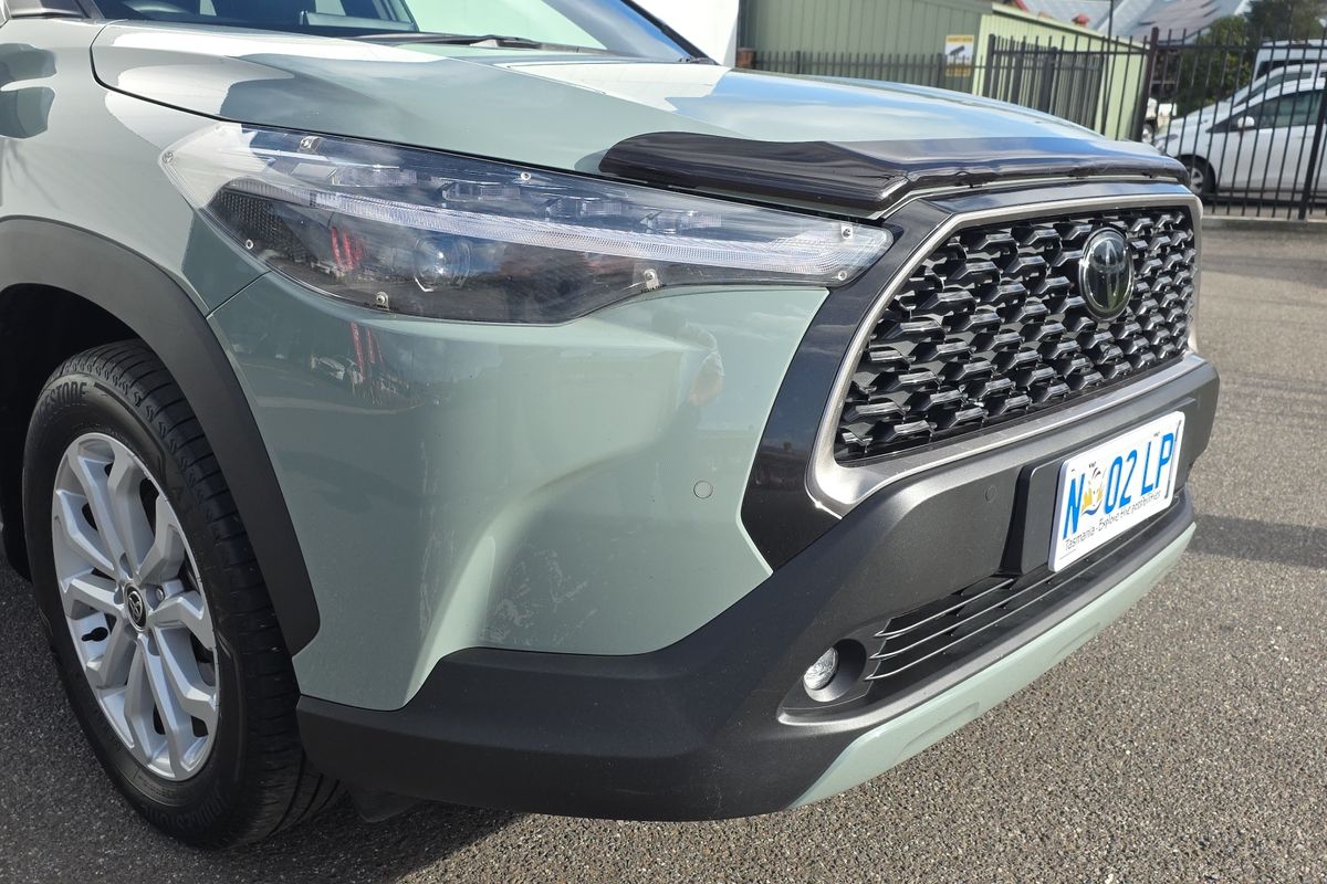 2024 Toyota Corolla Cross GXL MXGH10R