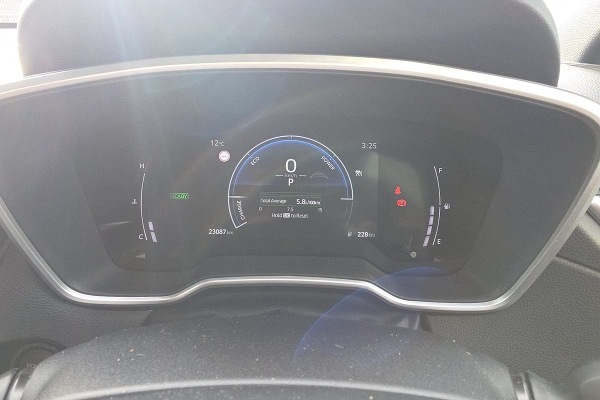 2024 Toyota Corolla Cross GXL MXGH10R