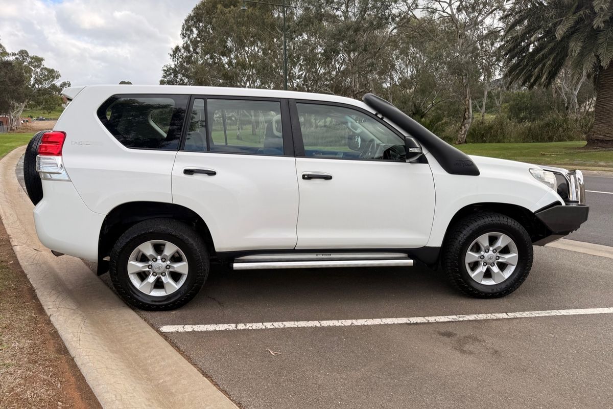2010 Toyota Landcruiser Prado GX KDJ150R