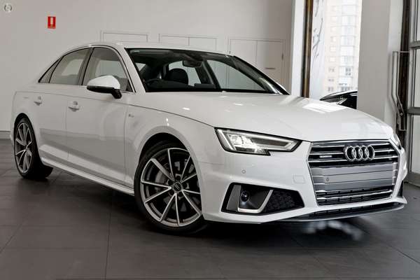 2019 Audi A4 45 TFSI S line B9