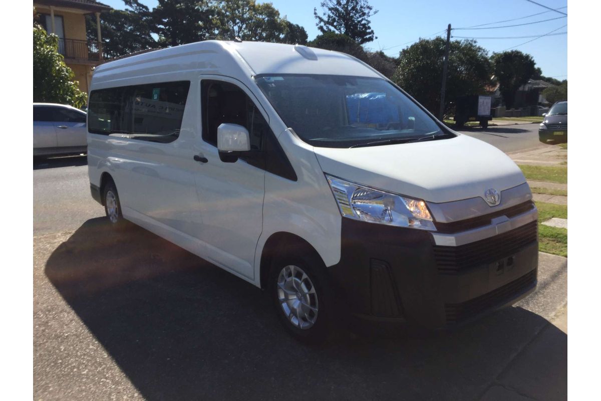 2024 Toyota Hiace SLWB COMMUTER (12 SEATS) GDH322R
