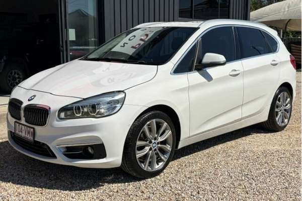 2014 BMW 2 Series 220i Sport Line F45