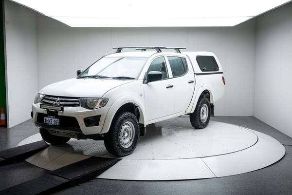 2014 Mitsubishi Triton GLX MN 4X4