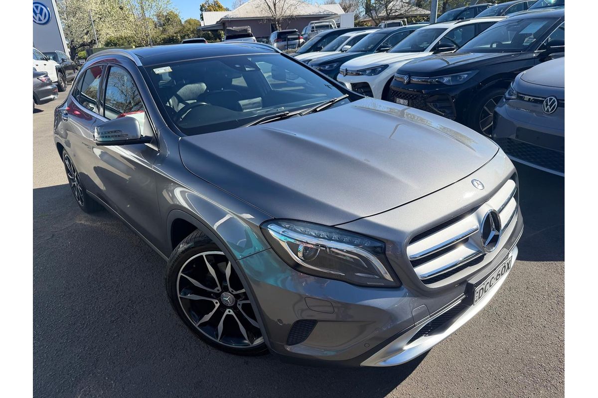 2015 Mercedes-Benz GLA-Class GLA250 X156
