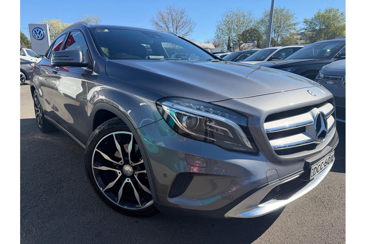 2015 Mercedes-Benz GLA-Class GLA250 X156
