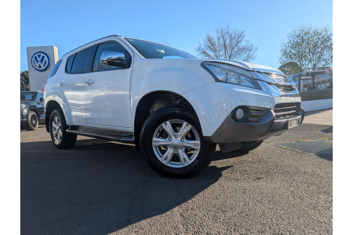 2016 Isuzu MU-X LS-T
