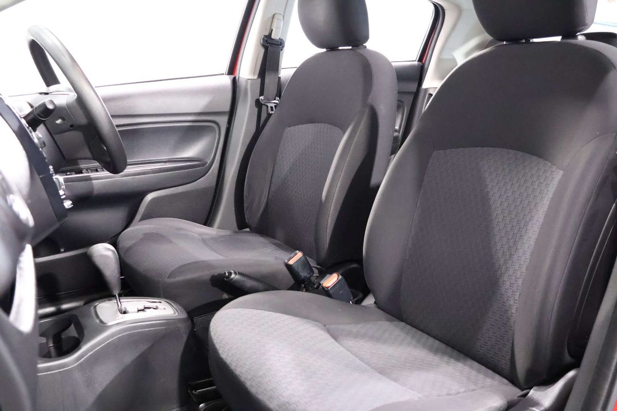2019 Mitsubishi Mirage ES LA