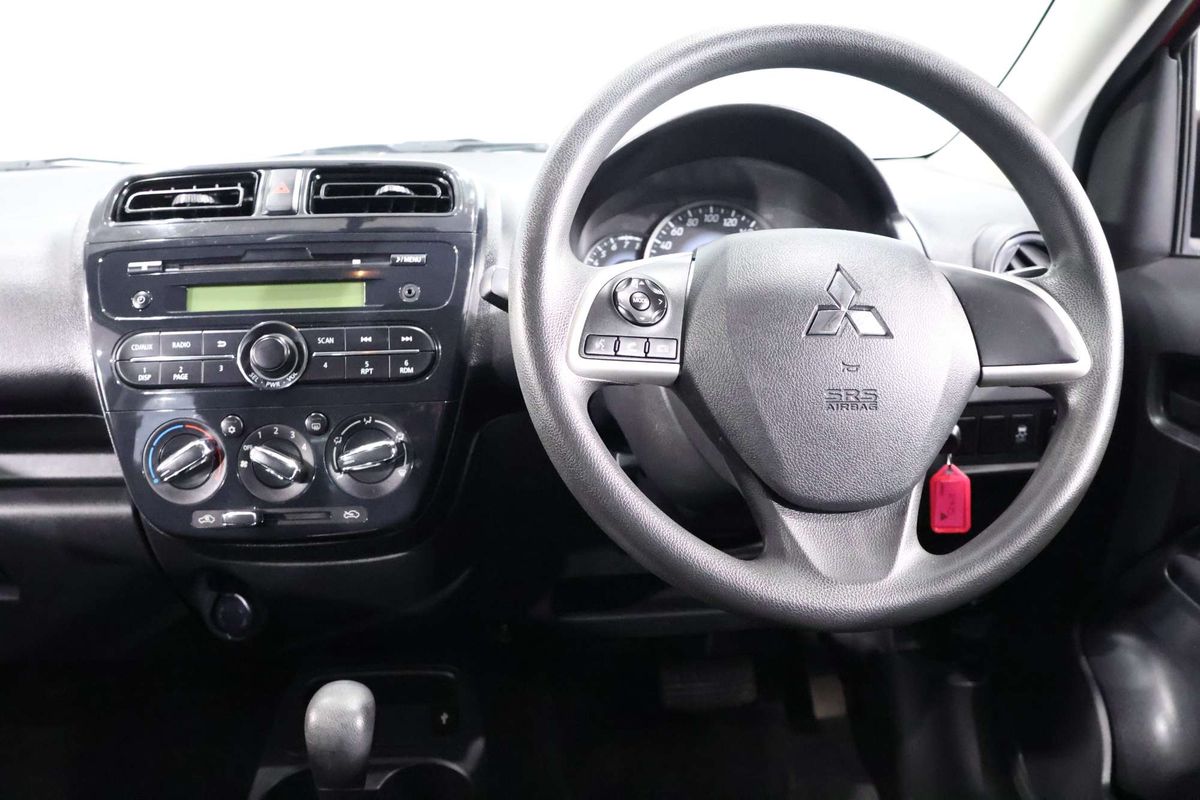 2019 Mitsubishi Mirage ES LA