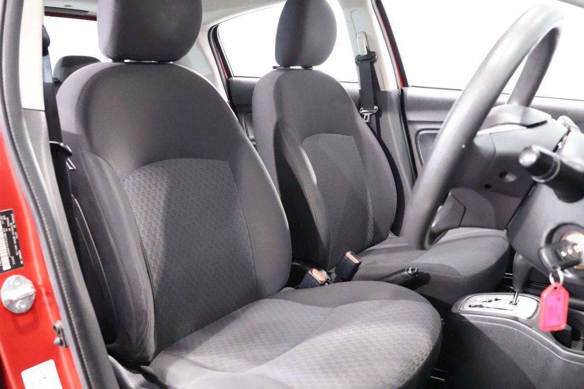 2019 Mitsubishi Mirage ES LA