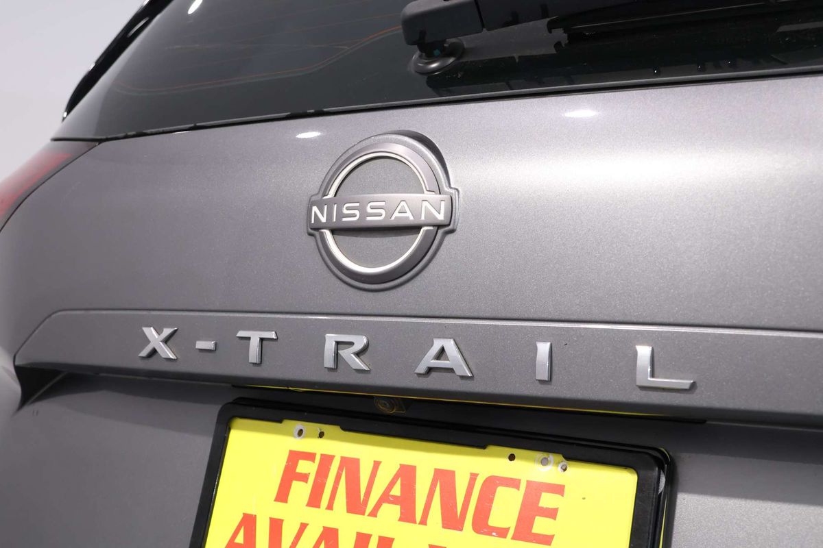 2023 Nissan X-TRAIL ST T33