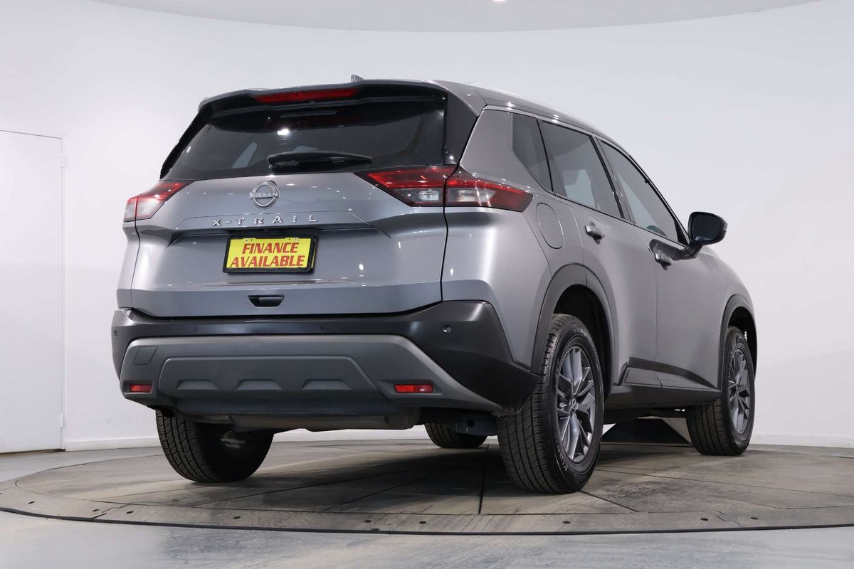 2023 Nissan X-TRAIL ST T33