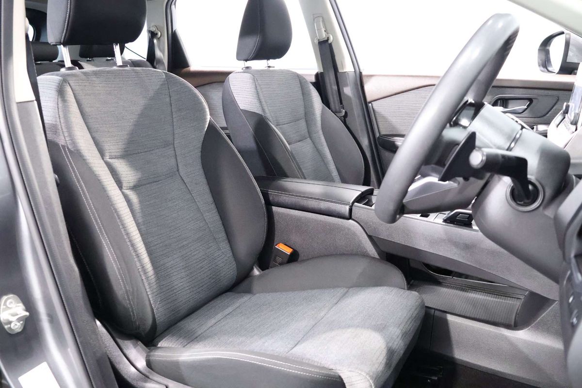 2023 Nissan X-TRAIL ST T33