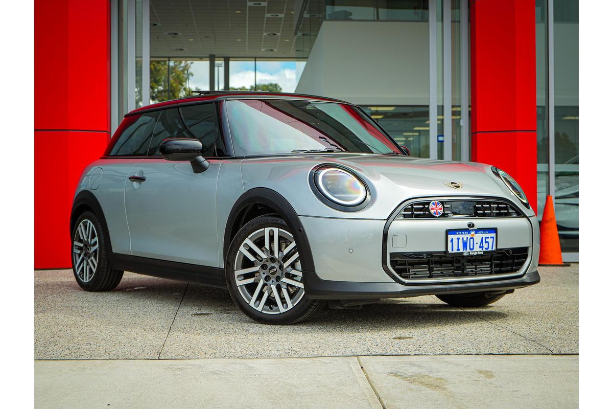 2025 MINI Cooper C Classic F66
