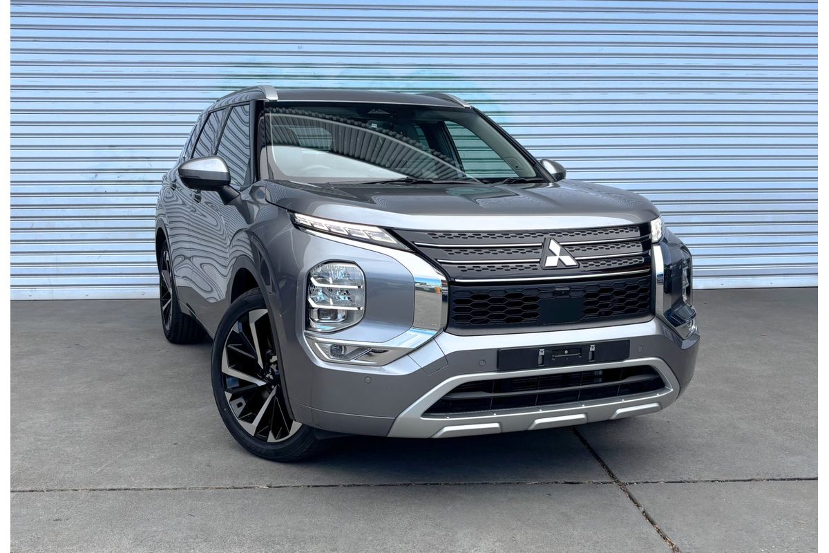 2022 Mitsubishi Outlander Exceed ZM