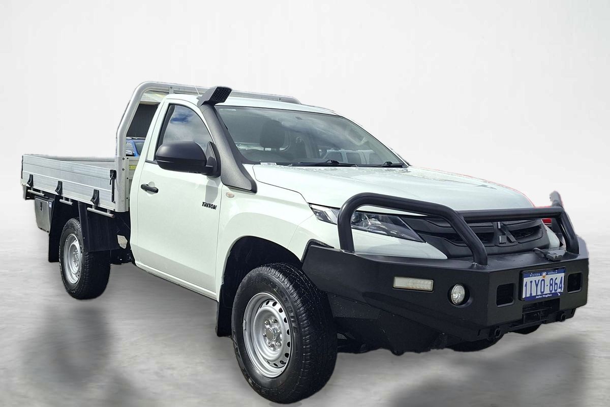 2020 Mitsubishi Triton GLX MR 4X4