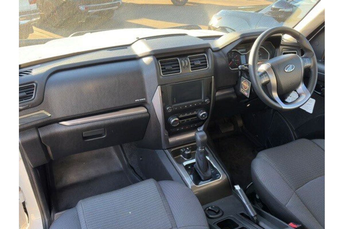 2022 Mahindra PIK-UP S11 4X4
