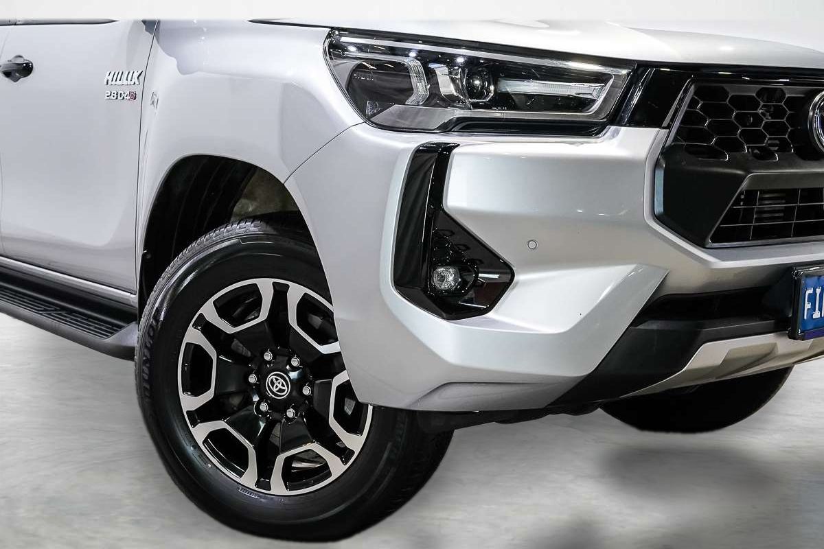 2024 Toyota Hilux SR5 48V GUN126R 4X4