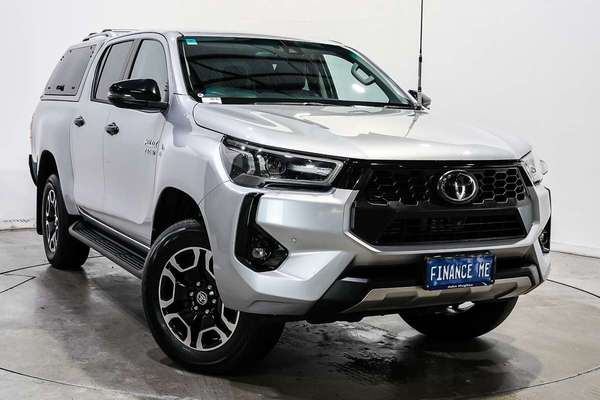 2024 Toyota Hilux SR5 48V GUN126R 4X4