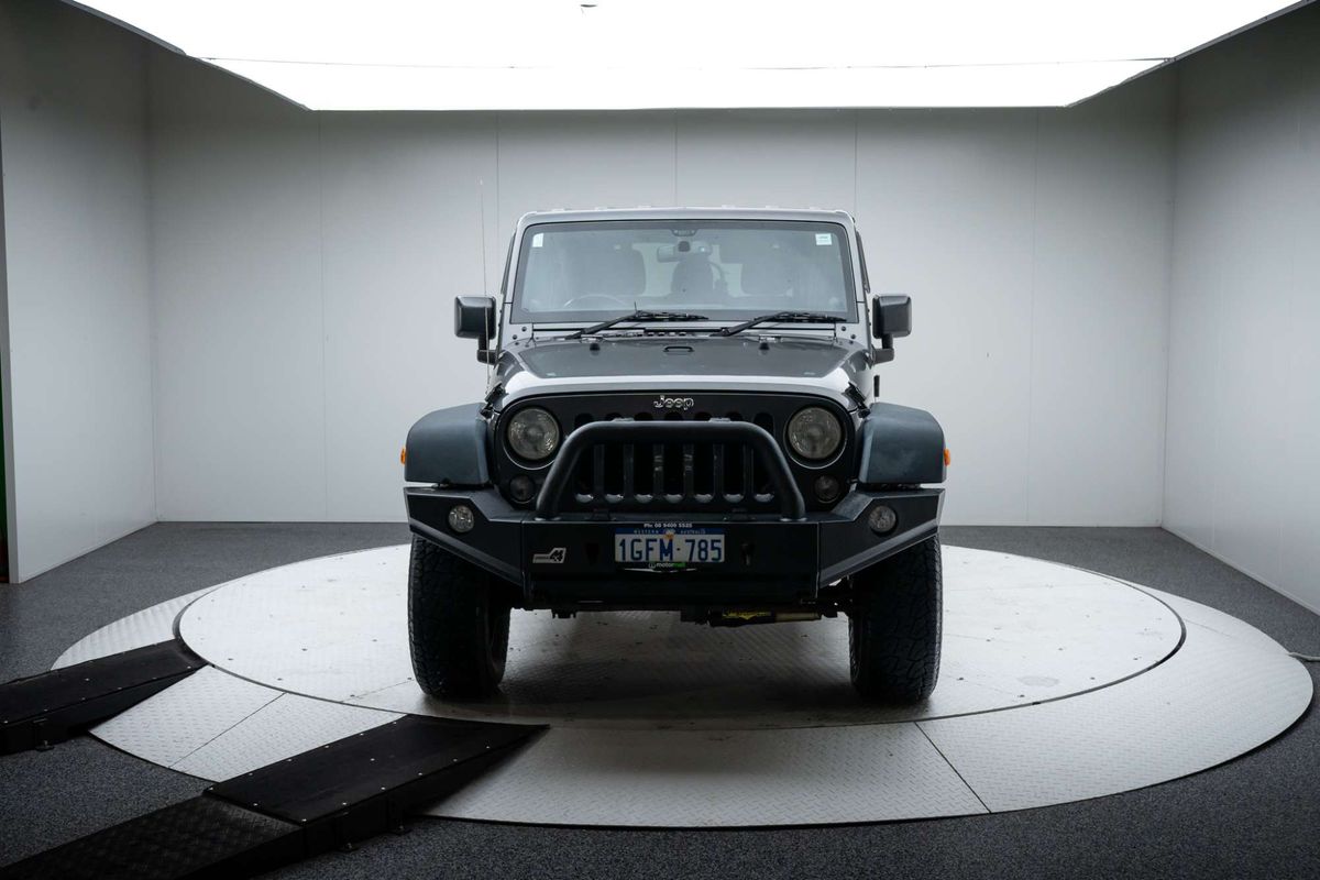 2014 Jeep Wrangler Unlimited Sport JK