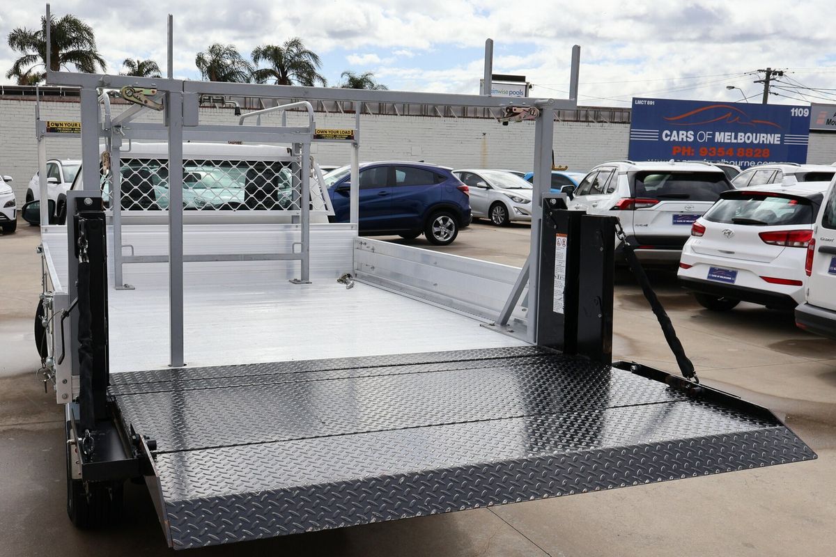 2020 Toyota Hilux Workmate TGN121R Rear Wheel Drive