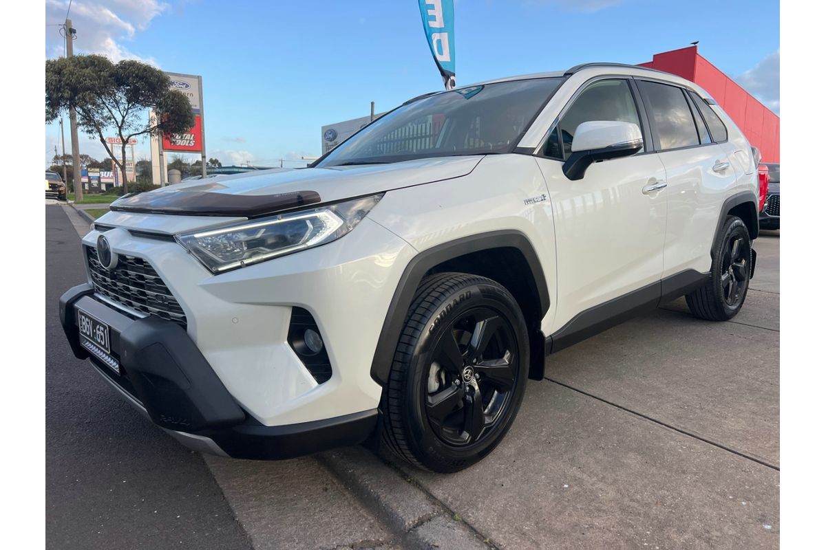 2020 Toyota RAV4 Cruiser AXAH52R image 3