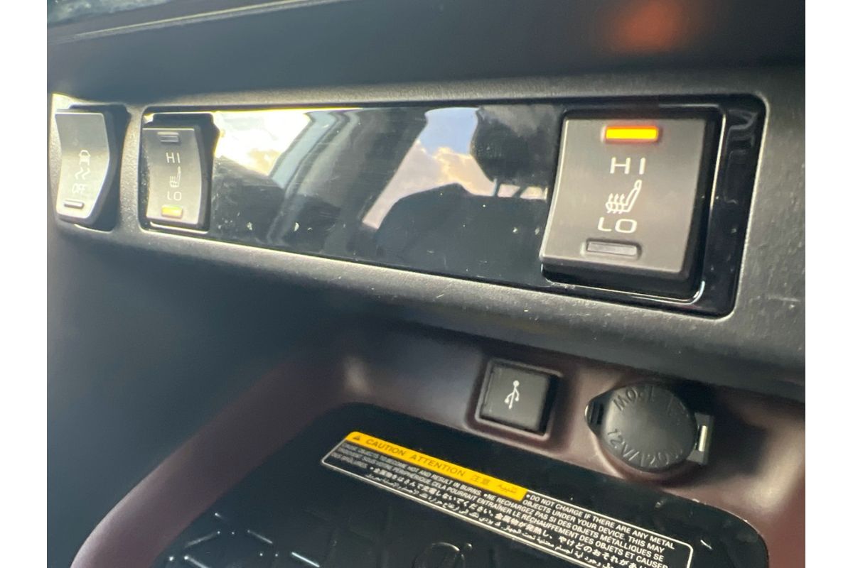 2020 Toyota RAV4 Cruiser AXAH52R image 20